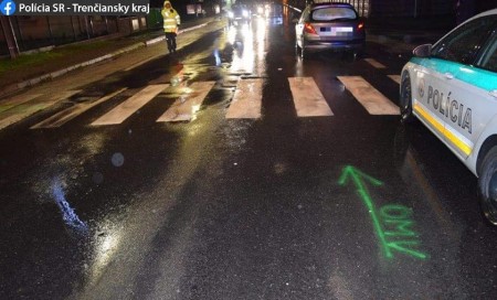 Foto: Vodička zrazila v obci Zemianske Kostoľany v okrese Prievidza na priechode dôchodkyňu, zraneniam podľahla 5
