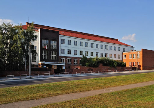 Pre chrípku v Prievidzi zatváraju: Základná škola Mariánska a Piaristická spojená škola