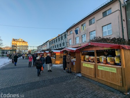 Foto: Vianočné trhy v Prievidzi 2022 od dnes otvorené 7
