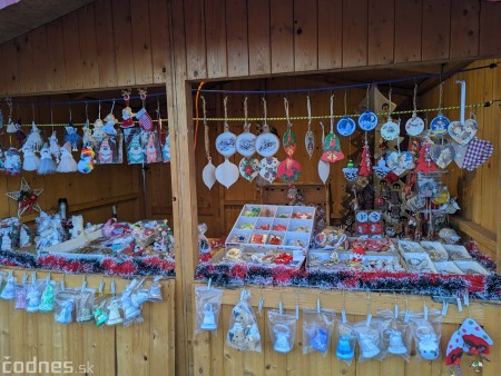Foto: Vianočné trhy v Prievidzi 2022 od dnes otvorené 41