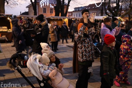 Foto a video: V Bojniciach opäť oslavovali zimný slnovrat podujatím Bojnický kračún 26