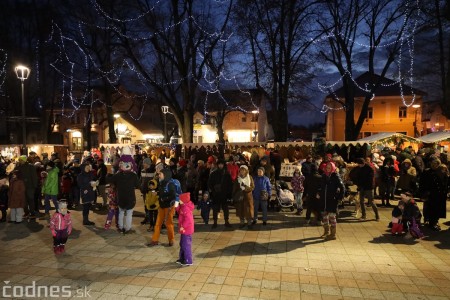 Foto a video: V Bojniciach opäť oslavovali zimný slnovrat podujatím Bojnický kračún 44