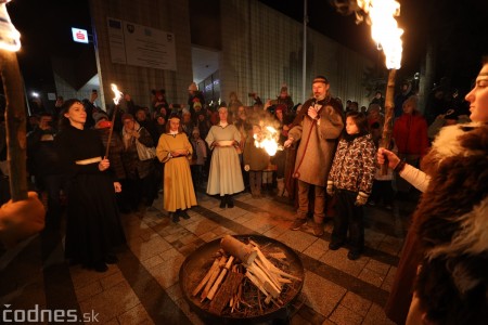 Foto a video: V Bojniciach opäť oslavovali zimný slnovrat podujatím Bojnický kračún 87