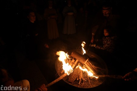 Foto a video: V Bojniciach opäť oslavovali zimný slnovrat podujatím Bojnický kračún 89