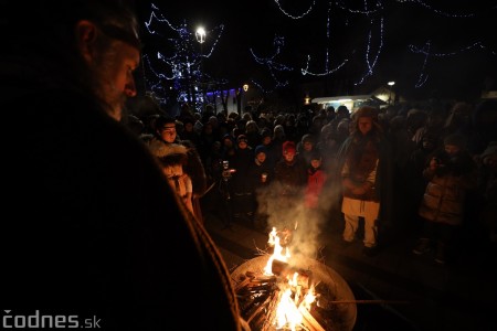 Foto a video: V Bojniciach opäť oslavovali zimný slnovrat podujatím Bojnický kračún 94