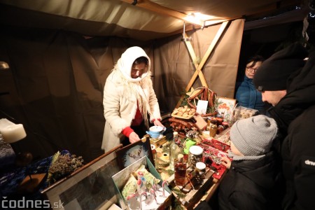 Foto a video: V Bojniciach opäť oslavovali zimný slnovrat podujatím Bojnický kračún 110