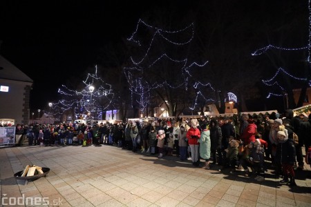 Foto a video: V Bojniciach opäť oslavovali zimný slnovrat podujatím Bojnický kračún 117