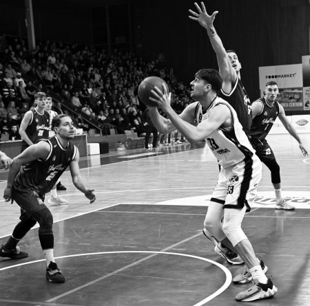 Foto: Derby - BC Prievidza – MBK Baník Handlová 79:70 7