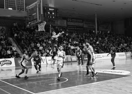 Foto: Derby - BC Prievidza – MBK Baník Handlová 79:70 37