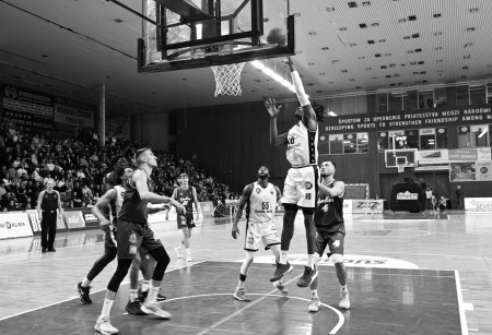 Foto: Derby - BC Prievidza – MBK Baník Handlová 79:70 43