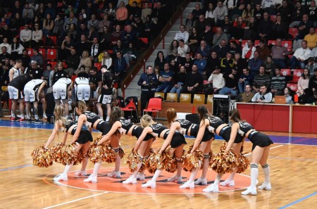 Foto: Derby - BC Prievidza – MBK Baník Handlová 79:70 50