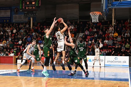 Foto: Derby - BC Prievidza – MBK Baník Handlová 79:70 58