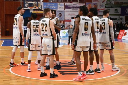 Foto: Derby - BC Prievidza – MBK Baník Handlová 79:70 61