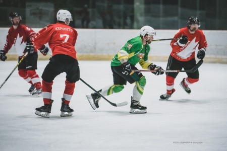 Foto a video: Hokejový sviatok v Prievidzi - HC Prievidza (Andrej Sekera) vs Calgary screw&bolt 26