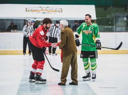 Foto a video: Hokejový sviatok v Prievidzi - HC Prievidza (Andrej Sekera) vs Calgary screw&bolt 45