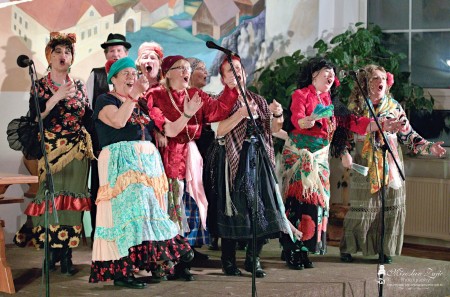 Foto: 30. ročník Zimných slávností folklóru Hornonitria 30