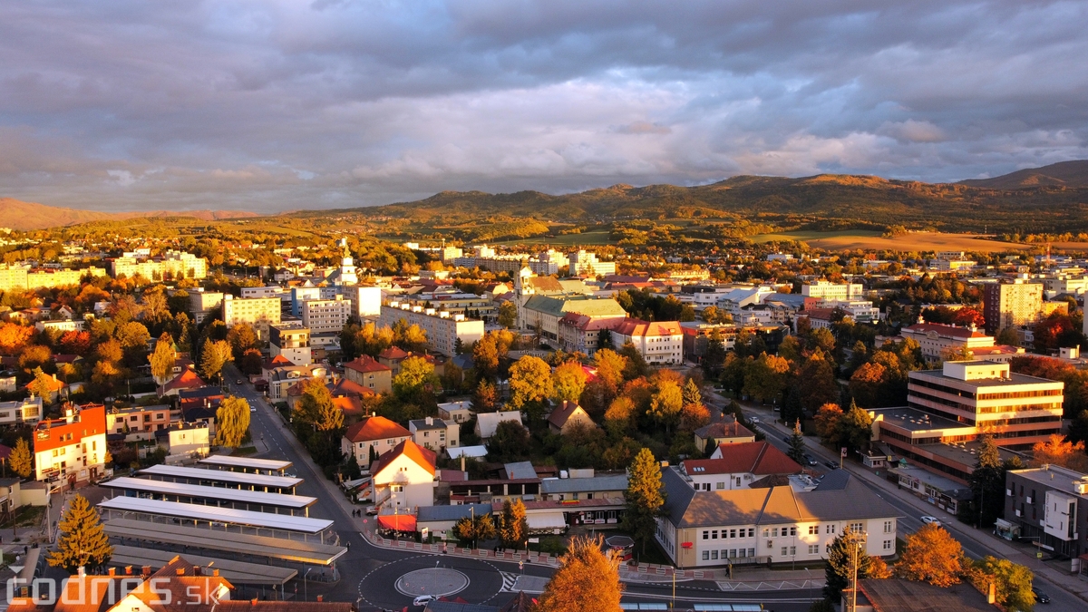 V meste Prievidza žije viac žien ako mužov. Celkový počet obyvateľov je 45 017