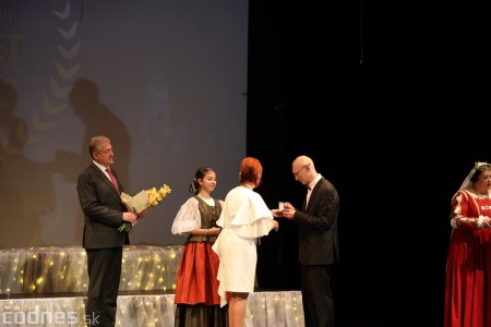 Foto: Tváre mesta 2022 Prievidza, spojený s odovzdávaním mestských ocenení Prievidzský anjel, Cena primátora mesta, Cena mesta - zoznam ocenených. 26