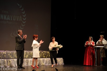 Foto: Tváre mesta 2022 Prievidza, spojený s odovzdávaním mestských ocenení Prievidzský anjel, Cena primátora mesta, Cena mesta - zoznam ocenených. 36
