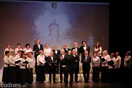 Foto: Tváre mesta 2022 Prievidza, spojený s odovzdávaním mestských ocenení Prievidzský anjel, Cena primátora mesta, Cena mesta - zoznam ocenených. 40