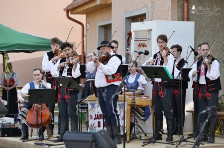 5. folklórny festival V poluskej dedine - folklórny súbor Jánošíček 22