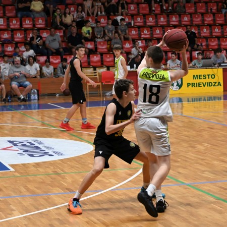 Foto a video: Majstrovstvá SR U14 - MBA Prievidza získali titul Majstra Slovenska 2