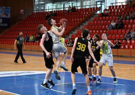 Foto a video: Majstrovstvá SR U14 - MBA Prievidza získali titul Majstra Slovenska 48