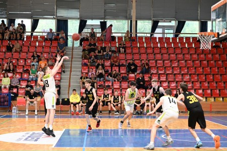 Foto a video: Majstrovstvá SR U14 - MBA Prievidza získali titul Majstra Slovenska 75