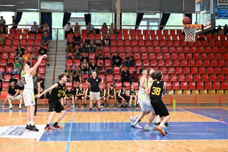 Foto a video: Majstrovstvá SR U14 - MBA Prievidza získali titul Majstra Slovenska 77