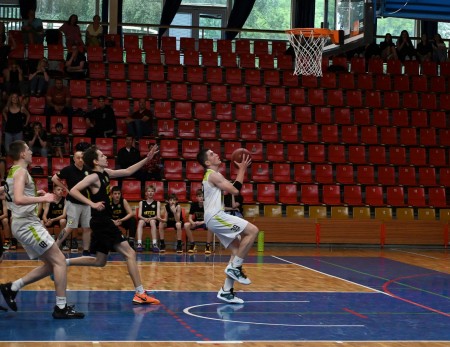 Foto a video: Majstrovstvá SR U14 - MBA Prievidza získali titul Majstra Slovenska 94