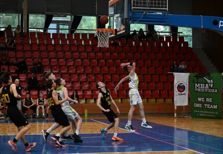 Foto a video: Majstrovstvá SR U14 - MBA Prievidza získali titul Majstra Slovenska 97