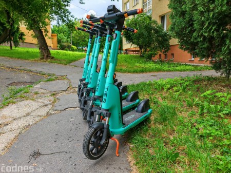 Foto a video: TIER dnes spustil v Prievidzi prevádzku s novými e-kolobežkami šiestej generácie 1