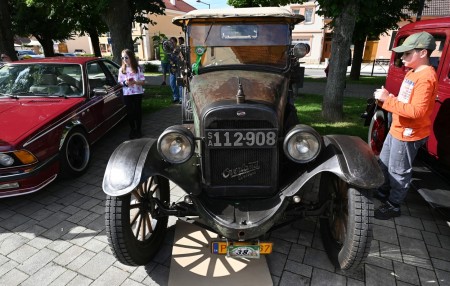 Foto a video: Spanilá jazda veteránov 2023 - Bojnice 139