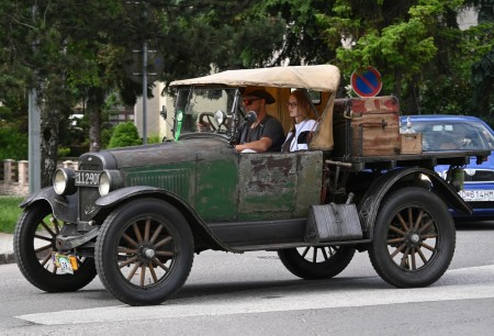 Foto a video: Spanilá jazda veteránov 2023 - Bojnice 272