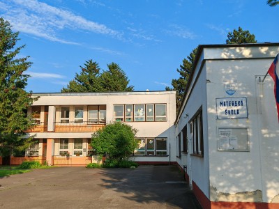 Poslanci v Prievidzi sa rušením MŠ Športová budú zaoberať neskôr