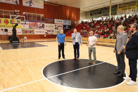 Foto: Dnes počas prípravného zápasu BC Prievidza slávnostne otvorili športovú halu v Prievidzi po rekonštrukcii palubovky 8