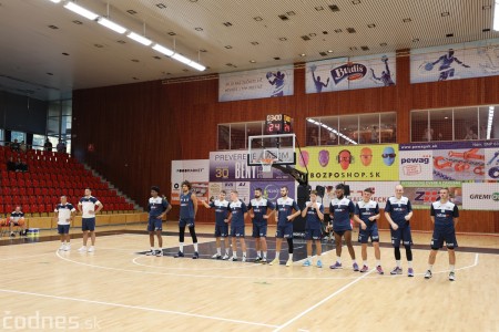 Foto: Dnes počas prípravného zápasu BC Prievidza slávnostne otvorili športovú halu v Prievidzi po rekonštrukcii palubovky 11