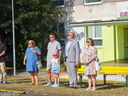 Foto: Dnes slávnostne otvorili zrevitalizovaný športový areál pri CVČ Prievidza. Prispel naň Juraj Kucka 18