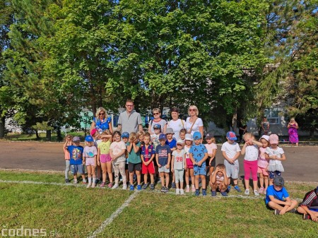 Foto: Dnes slávnostne otvorili zrevitalizovaný športový areál pri CVČ Prievidza. Prispel naň Juraj Kucka 28