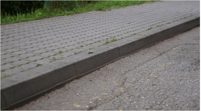 V Bojniciach budú najskôr na porušenie chodníkovej novely vodičov upozorňovať