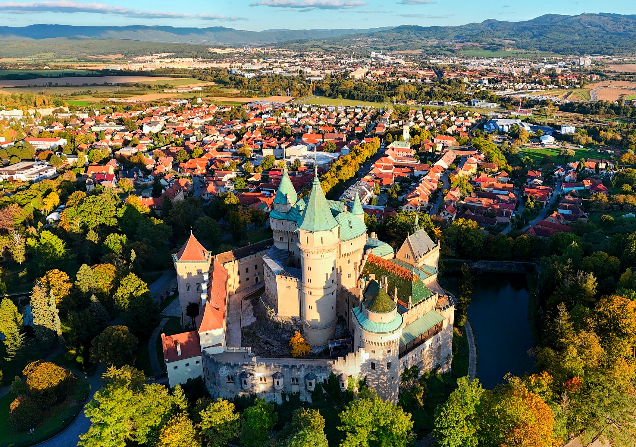 Bojnický zámok (Slovenské národné múzeum - Múzeum Bojnice) hľadá nového riaditeľa