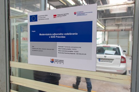 Foto: Na SOŠ Prievidza majú nové vybavenie učební a dielní odborného výcviku za 650 tisíc eur 17