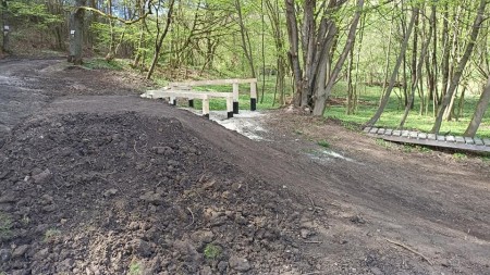 Hornonitrianske stopy začali v Bojniciach s výstavbou unikátneho Turzovho skill parku. Bude určený na výučbu horských cyklistov. 8