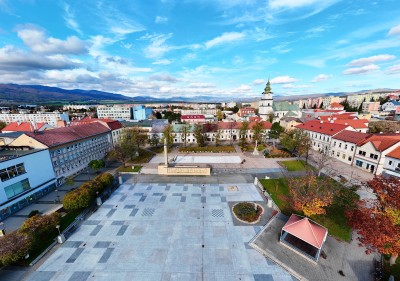 Mesto Prievidza chce pokračovať v revitalizácii Námestia slobody