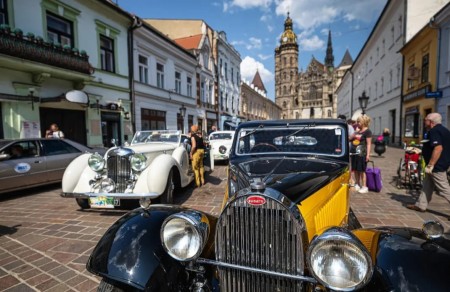 Bojnice - 500 KM SLOVENSKÝCH FIVA WORLD RALLY 2024 - preteky historických vozidiel 5