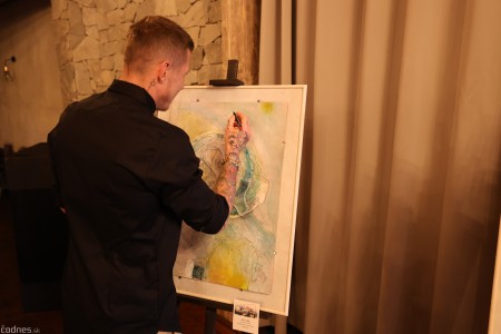 Foto: Exkluzívnu druhú vernisáž PRO TEMPORE Romana Turcela a samostatný súbor obrazov PODAJME SI RUKY otvárali Juraj Kucka a Marek Hamšík 17