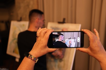 Foto: Exkluzívnu druhú vernisáž PRO TEMPORE Romana Turcela a samostatný súbor obrazov PODAJME SI RUKY otvárali Juraj Kucka a Marek Hamšík 20