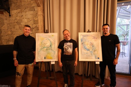 Foto: Exkluzívnu druhú vernisáž PRO TEMPORE Romana Turcela a samostatný súbor obrazov PODAJME SI RUKY otvárali Juraj Kucka a Marek Hamšík 24