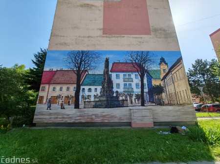 Foto: Maľba z histórie mesta Prievidza od známeho umelca Ivana Jakušovského na sídlisku Zapotôčky v Prievidzi je hotová 4