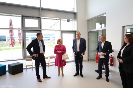 Foto: V Brose Prievidza dnes slávnostne otvorili novú škôlku 3